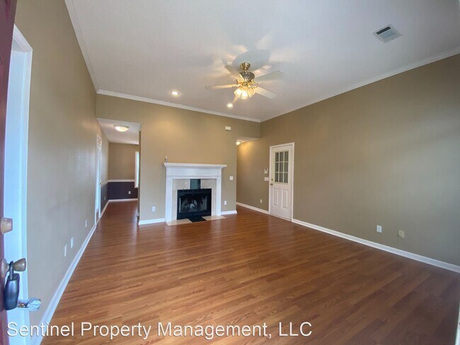 Building Photo - 3 br, 2 bath House - 115 Eastview Ave