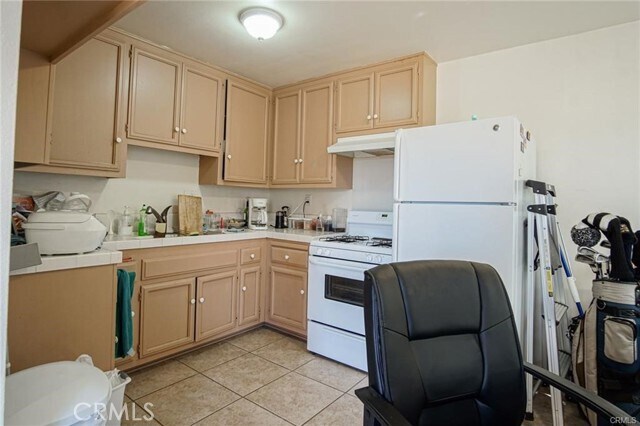 Building Photo - 16431 St Andrews Pl