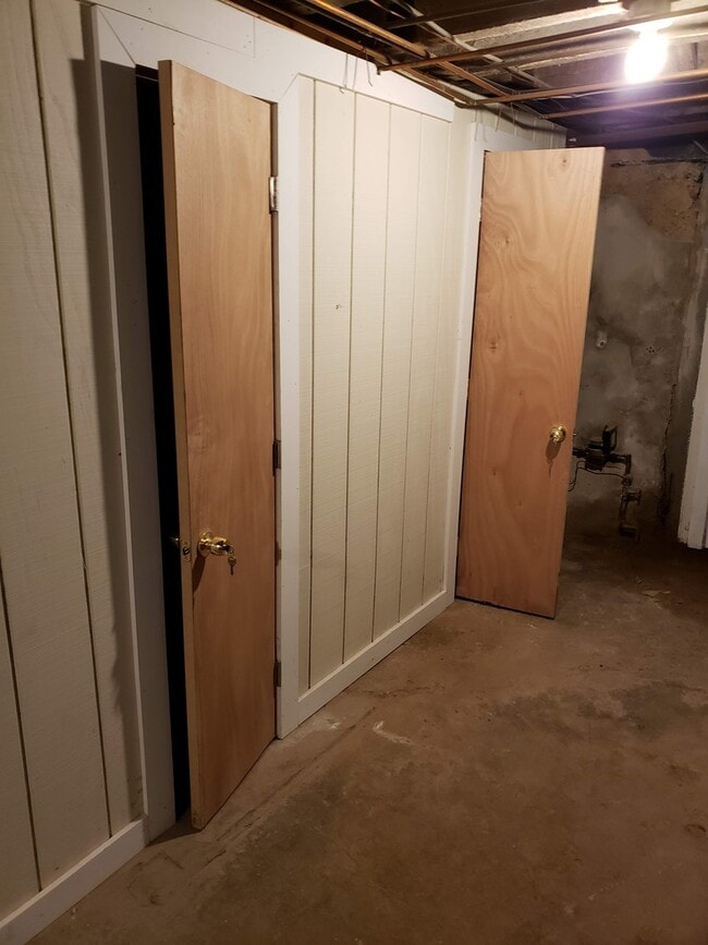 Building Photo - 7128 Boyer St