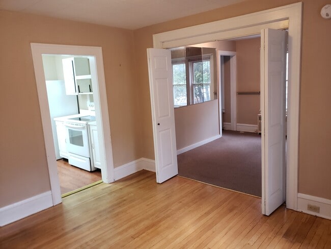 Building Photo - 173 Pearl St