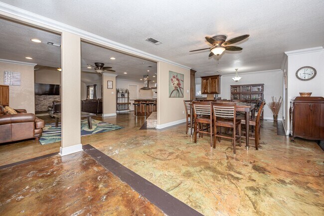 Foto del edificio - 3 Bedroom 2 Bath Back Bay Luxury Rental Home