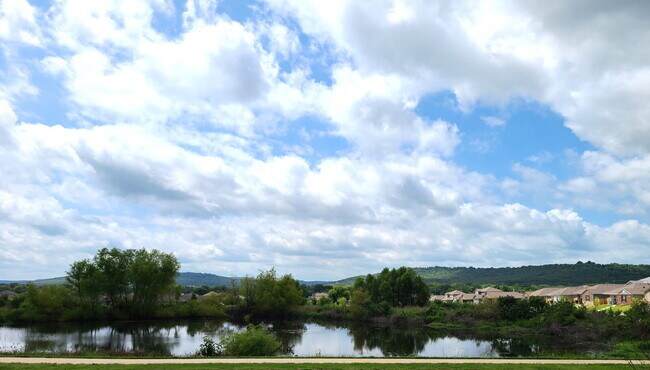 Foto del edificio - Beautiful 3 bedroom home in south Fayetteville!