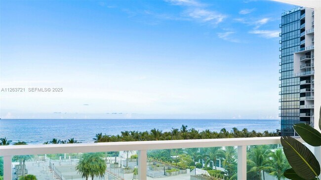 Foto del edificio - 2301 Collins Ave