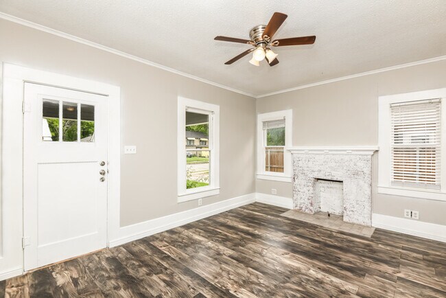 Building Photo - 114 Scurlock Ave