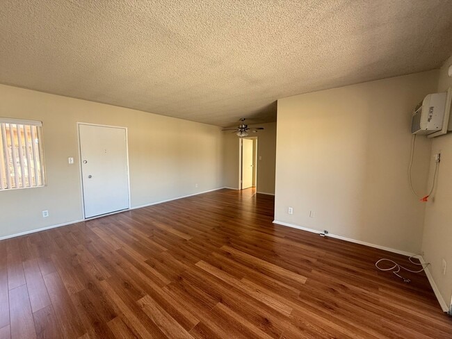 Building Photo - Valley Village-One Bedroom Apartment – Lig...