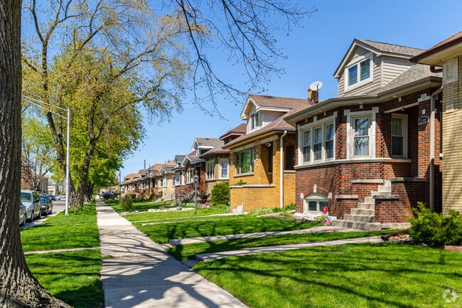 Bungalow homes are well represented in Elmwood Park