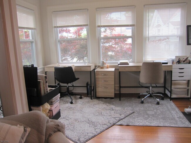 Building Photo - 1 Rydal Pl