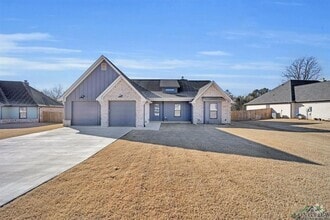 Building Photo - 17746 Jayleen Ln