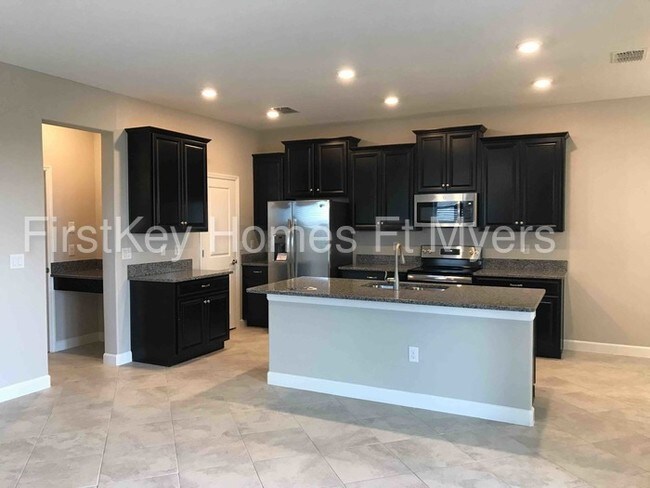 Building Photo - 9801 Ivory Drive
