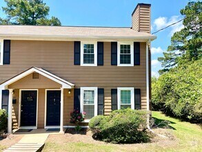 Building Photo - 123 Jackson Dr