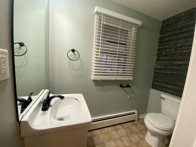 Foto del edificio - 3214 Brookshire Dr SE