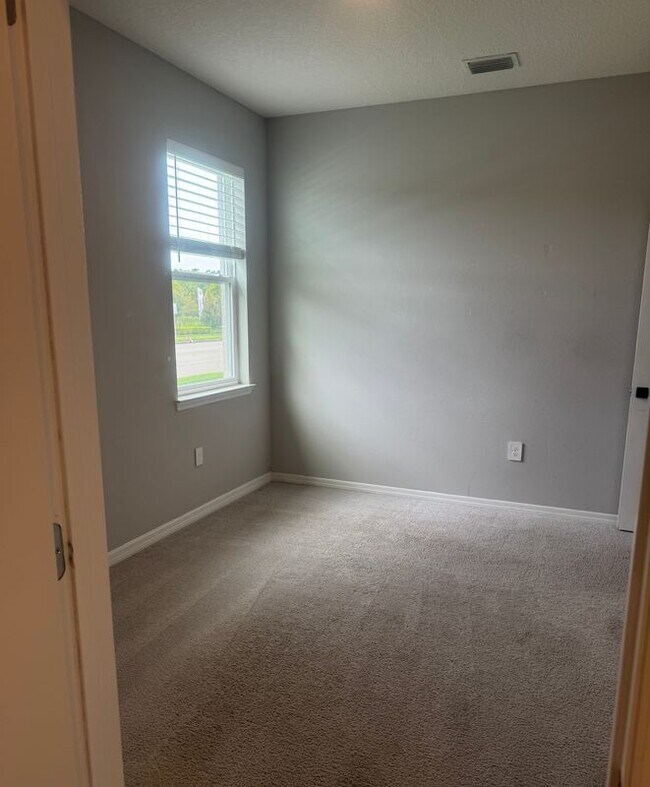 Building Photo - 5384 Grove Mill Loop