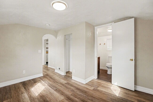 Building Photo - 403 N Wahsatch Ave