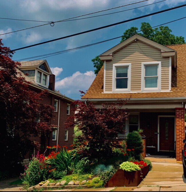 Building Photo - 333 Church Avenue