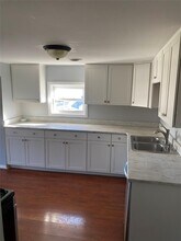 Building Photo - 51 Cherry Ave