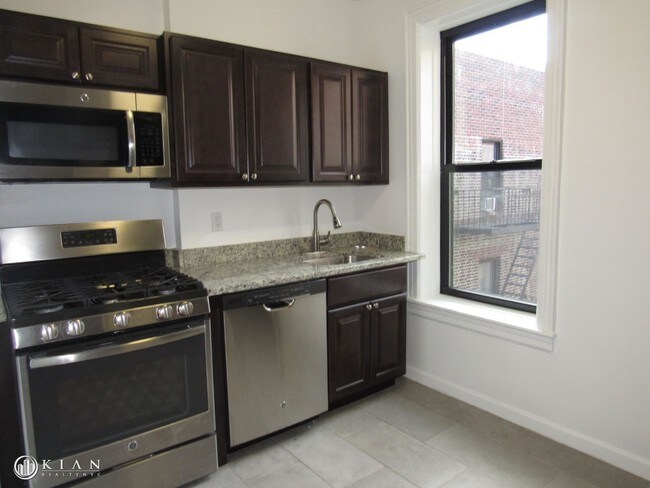 37 33 College Point Blvd Unit A 4d Queens Ny 11354 Apartment For Building Photo 37 33 College Point Blvd