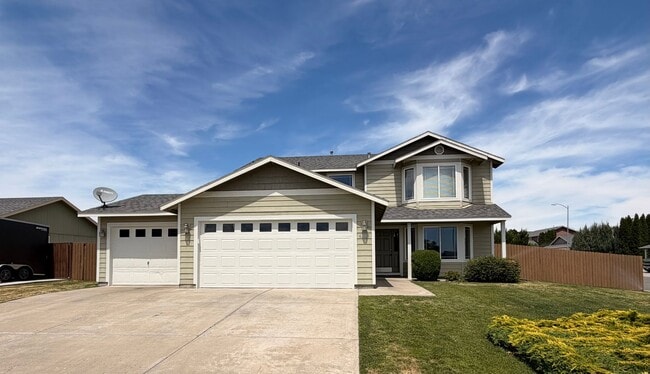 Building Photo - 4003 Messara Ln