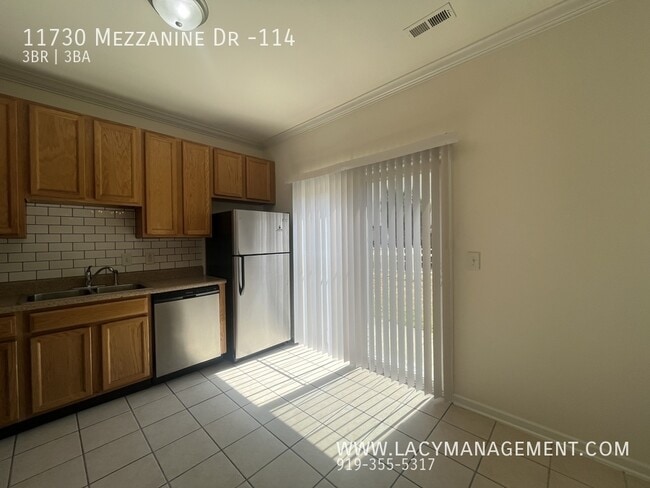Building Photo - 11730 Mezzanine Dr