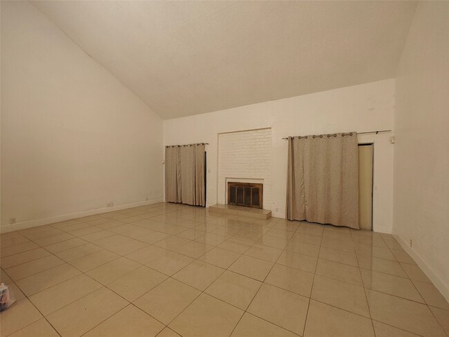 Foto del edificio - 4471 Yupon Ridge Dr