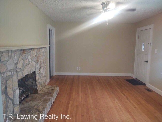 Building Photo - 3 br, 2 bath House - 911 Mark Drive