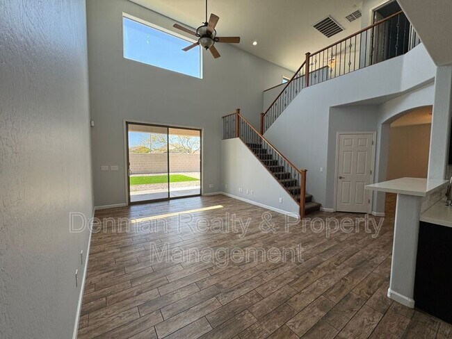Building Photo - 10397 W Foothill Dr
