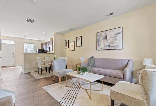 Building Photo - 3501 Cassell Pl NE