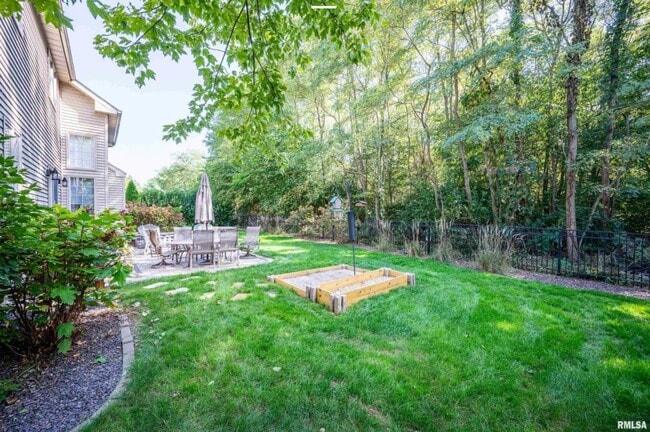 Foto del edificio - 502 W Copperfield Dr