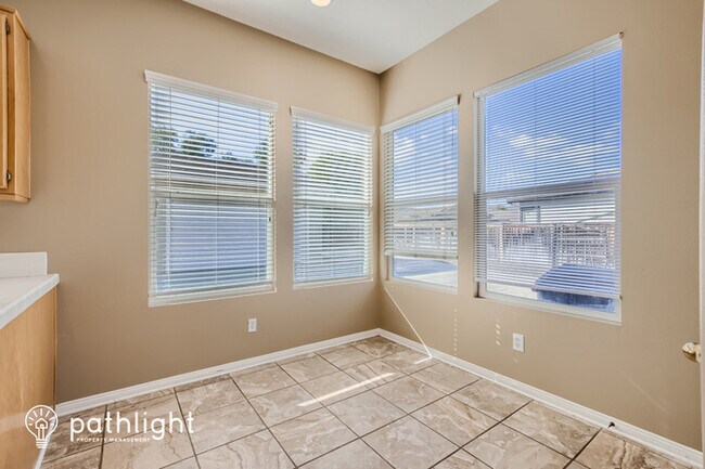 Foto del edificio - 41851 Jennifer Ct, Murrieta, CA, 92562