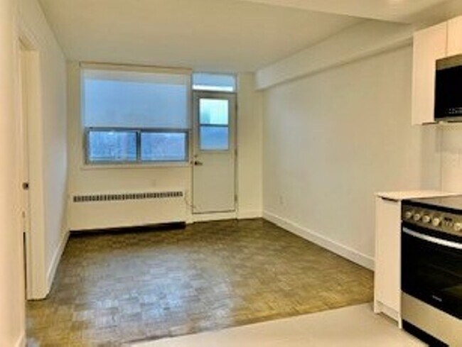 Photo du bâtiment - 407-230 Oak St
