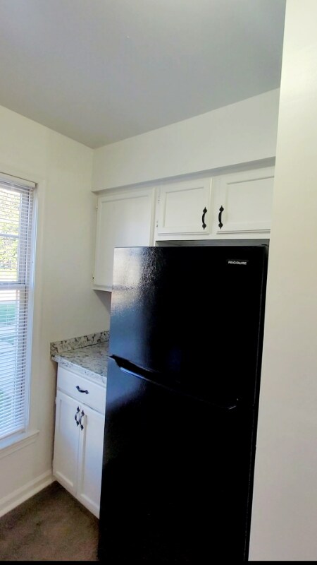 Building Photo - 2 Bainbridge Ave