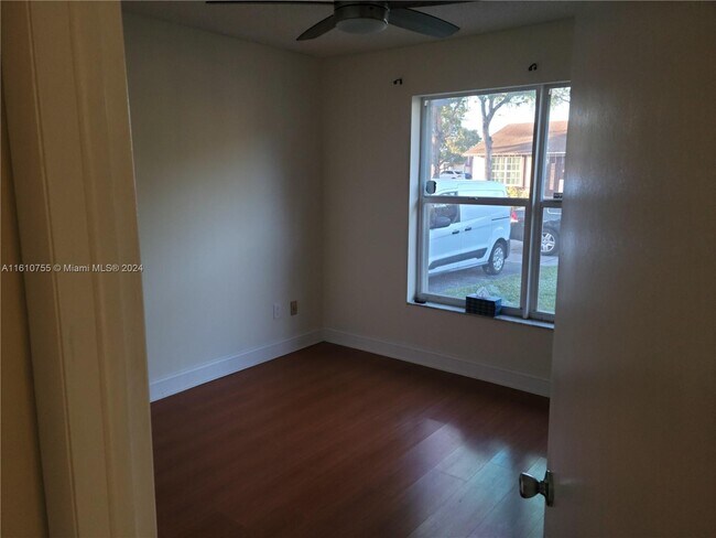 Building Photo - 9340 E Daffodil Ln