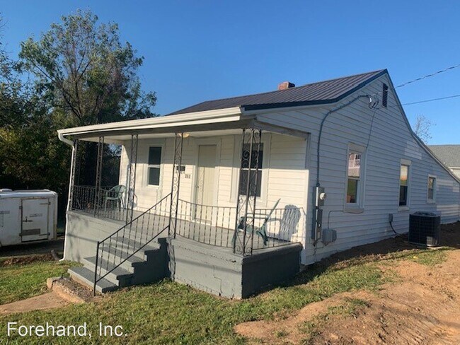 Building Photo - 2 br, 1 bath House - 425 PATRICK STREET