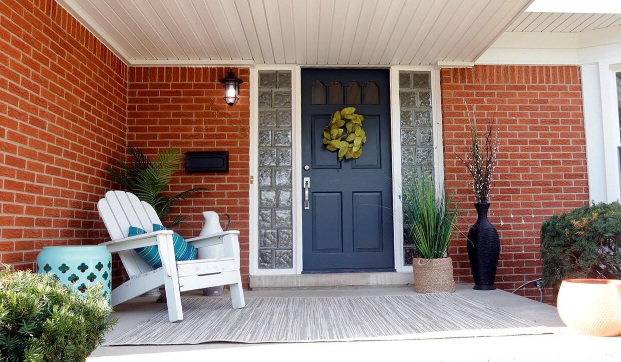 Foto principal - 1530 Hanover Ct