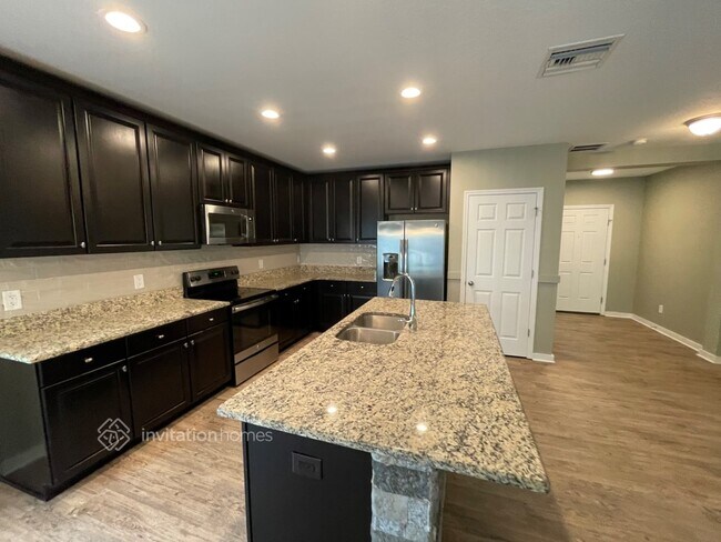 Building Photo - 12322 Chaya Ct