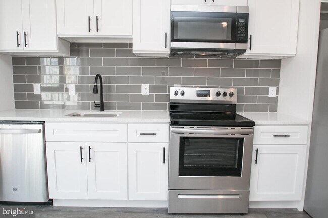 Foto del edificio - 13 Farson St