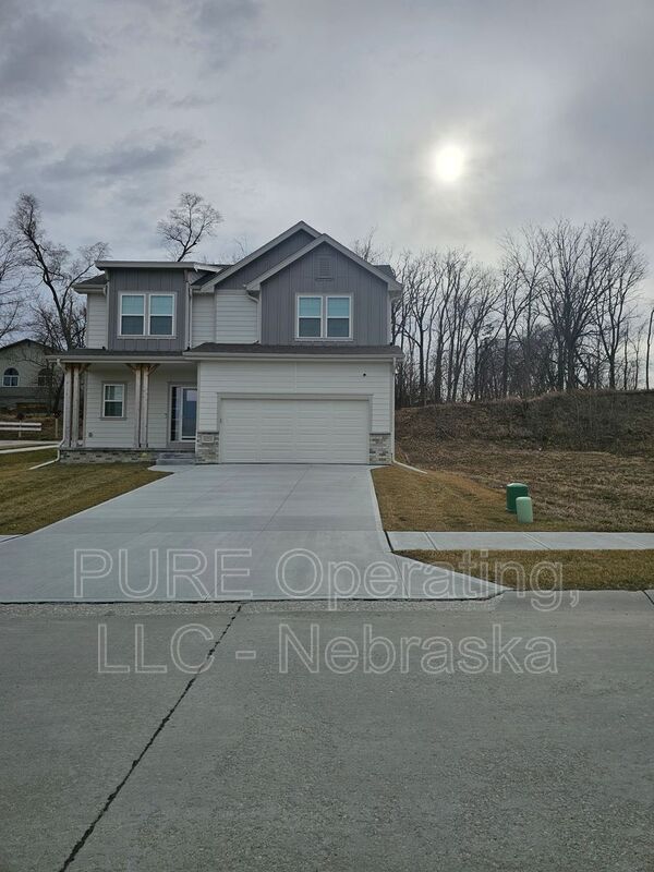 Foto del edificio - 17451 Tucker St