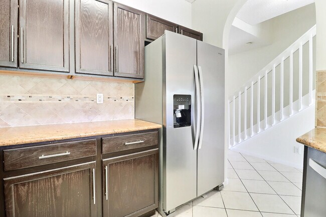 Foto del edificio - 7309 Smithbrooke Dr