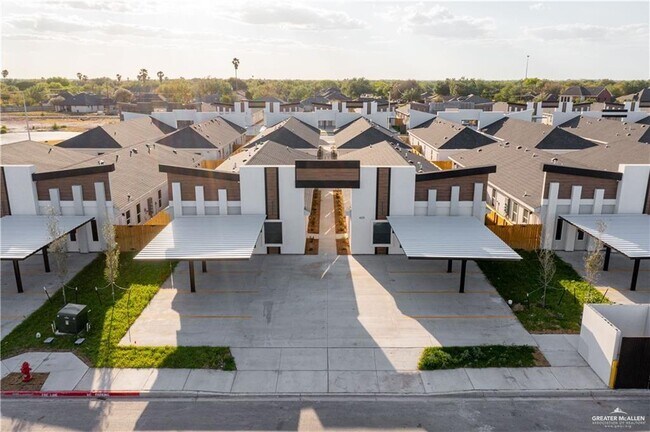 Foto del edificio - 405 N Onyx Ave