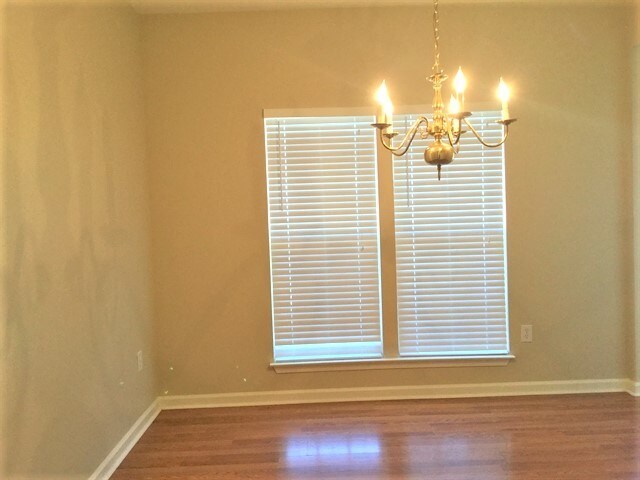 Building Photo - 9 Bellows Falls Drive