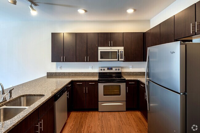 1HAB, 1BA - 829 ft² - Marvel at Plaza Midwood