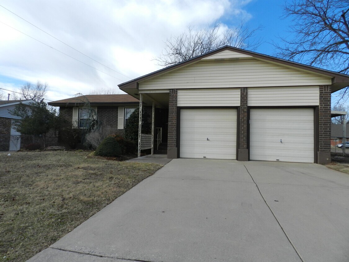 516 NW 60th St, Lawton, OK 73505 House Rental in Lawton, OK