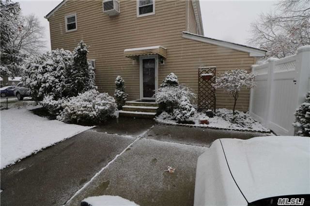 Primary Photo - 1160 Parkwood Dr