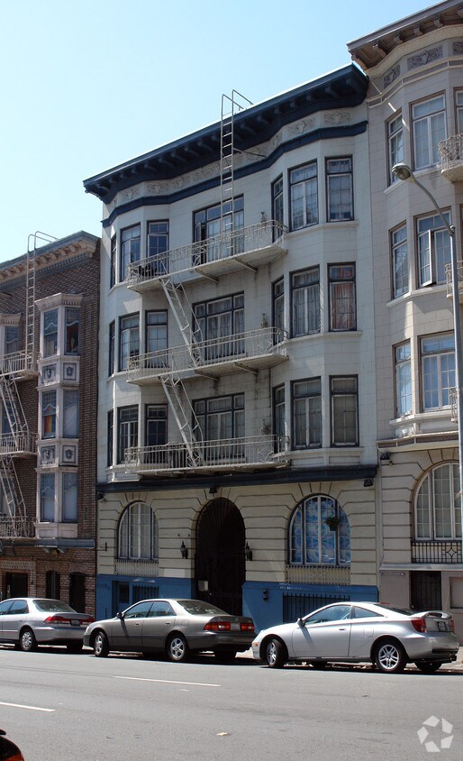 Building Photo - 531 Hyde St