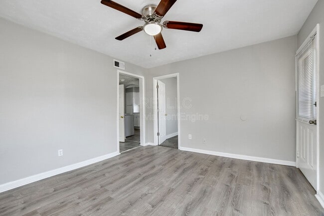 Photo - 4110 La Salle Ave House