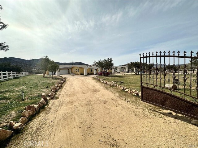Building Photo - 830 Foreston Dr