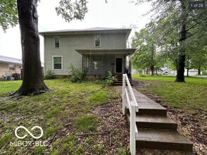 Building Photo - 1506 E Edwards Ave