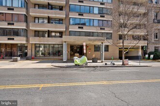 Building Photo - 1325 18th St NW