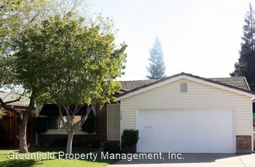 Primary Photo - 1126 S Sunset Dr