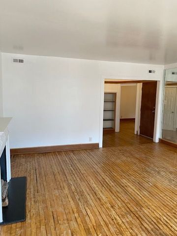 Building Photo - 7015 S Chappel Ave