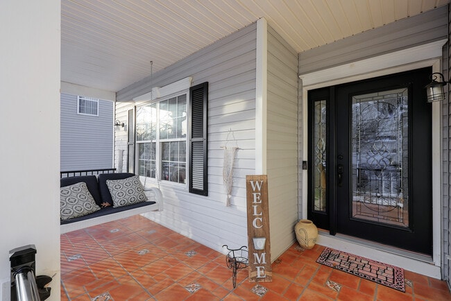 Building Photo - 35 Reinhart Way